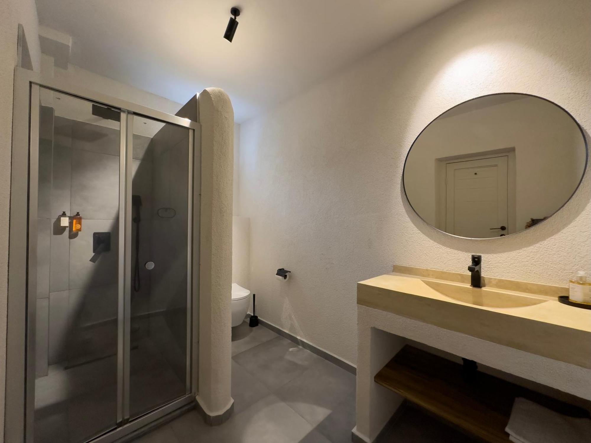 Artotel Hotel
