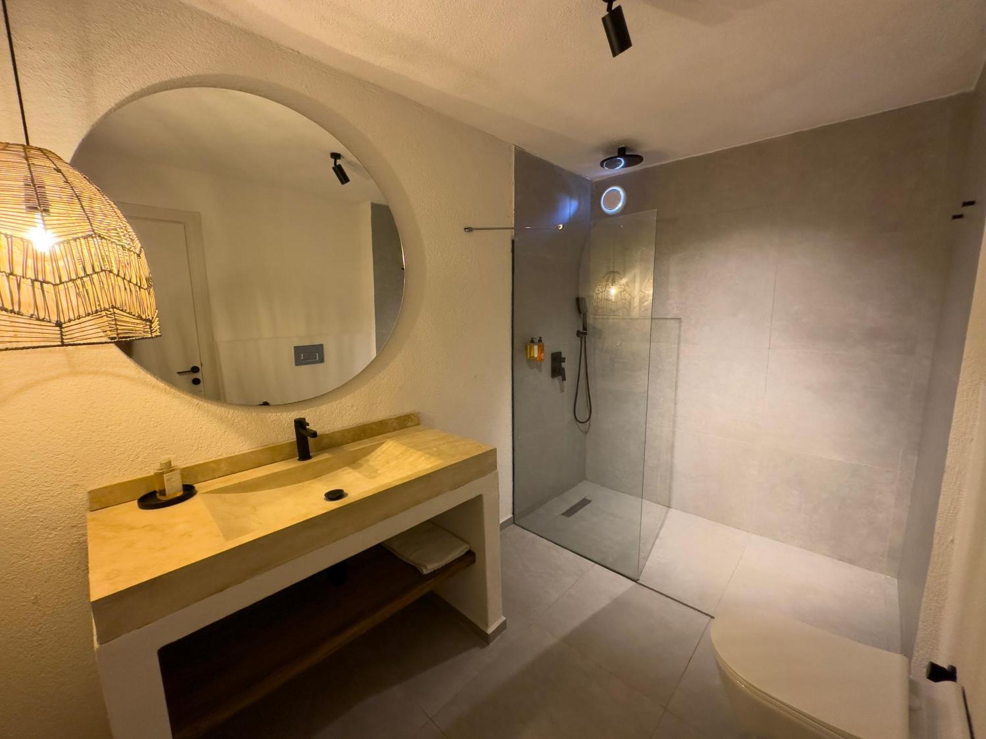 Hotel Artotel